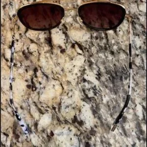 krewe sunglasses. brand new. comes with case Join the Krewe with New Sunglasses Ahead of the Summer Season main image 3